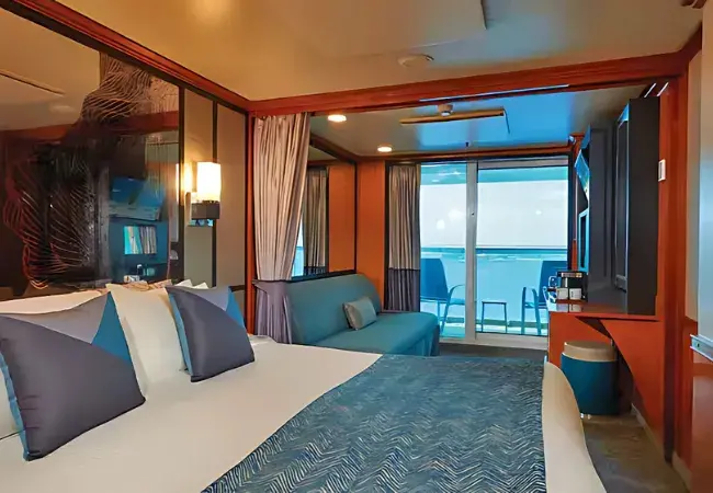 Club Balcony Suite